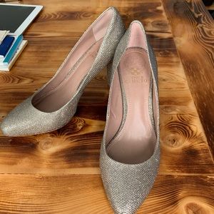 Vince Camuto sariah glitter pumps